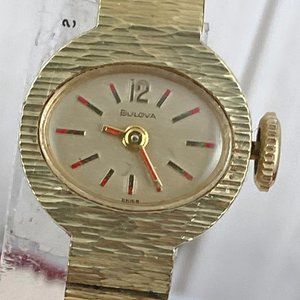 Vintage 1971 Bulova "Goddess of Time" 20 micron Gold Plated 7 inch link Bracelet